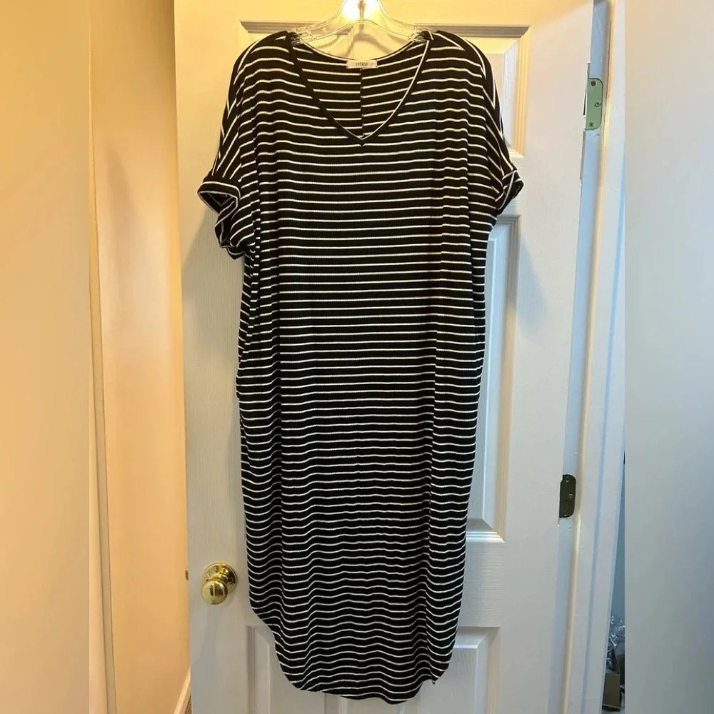 Cherish Maxi Dress Black White Stripe. Size Large. Coastal Prep. Nautical.